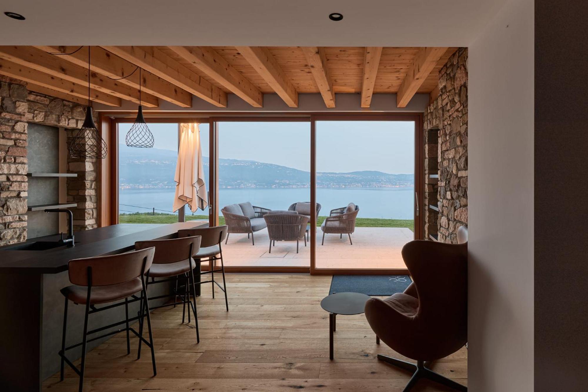 Colago Private Garda Villa *